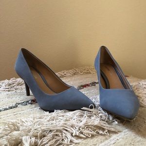 Gianni Bini periwinkle high heels